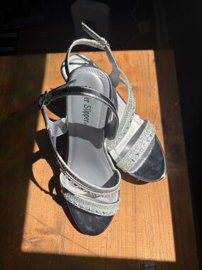 Sparkle Strappy Silver Women's Sandals - Glitter Slingback